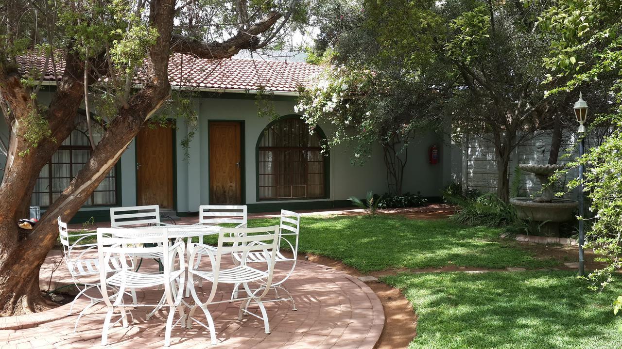 Onze Rust Guest House Gobabis Buitenkant foto